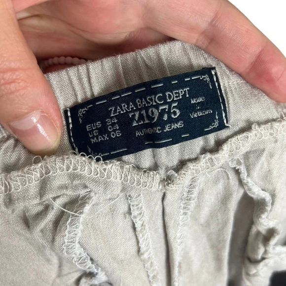 Zara • Khaki Trousers - Picture 5 of 5